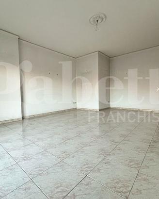 Appartamento Isernia [Z2 VNDGRL B4VRG] (Centro)