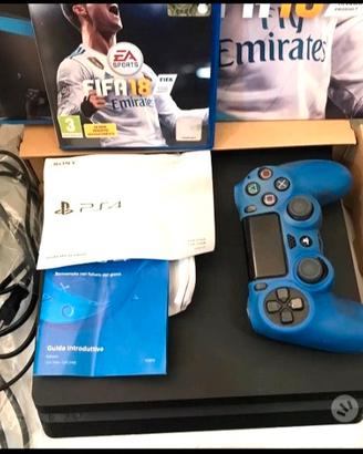 PS4 Slim 1TB Ronaldo FIFA 18 NUOVA Firmware Basso