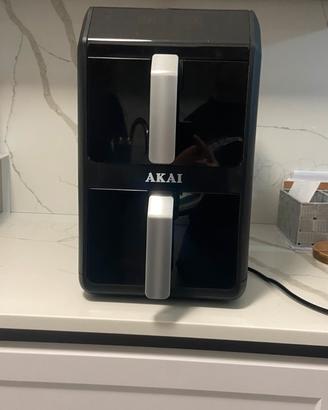 Friggitrice ad aria Akai 12L
