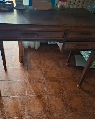 Scrittoio in legno  antico 