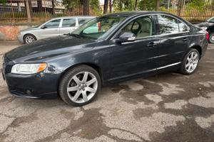 Volvo S80 D5 Geartronic Momentum 205 cavalli