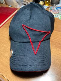 Cappello ferrari nuovo