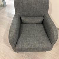 Poltrona  in tessuto