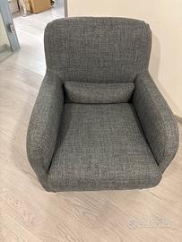 Poltrona  in tessuto