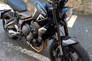 Triumph Trident 660 - solo 7500 km