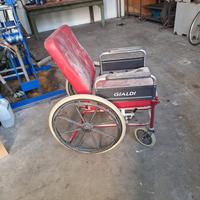 Sedia a rotelle vintage