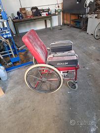 Sedia a rotelle vintage