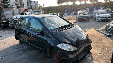 Ricambi per MERCEDES CLASSE A 169 benz automatico 