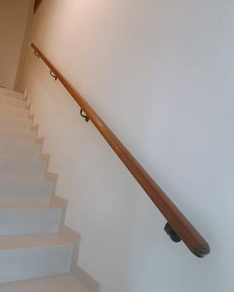 corrimano in legno 