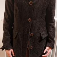 Cappotto dritto con tasche e bottoni