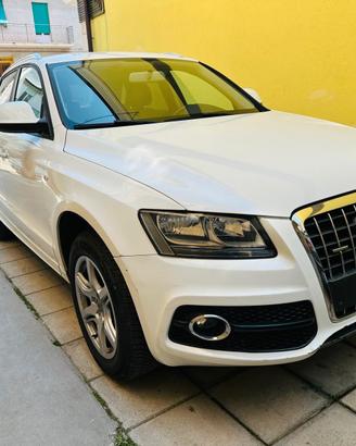 Audi q5 2011 