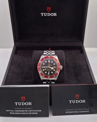 Tudor Black Bay 7941A1A0RU