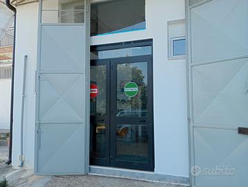 Locale box/garage/commerciale