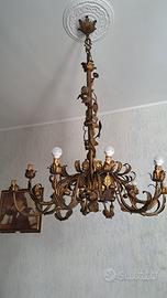 Lampadario in ferro battuto