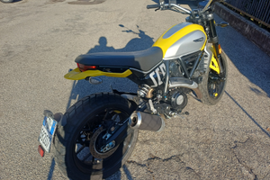 Ducati scambler 800