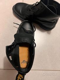 Dr. Martens stivaletto unisex numero 39