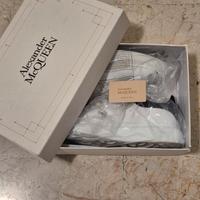 Alexander Mcqueen Classiche in Bianco/Nero 