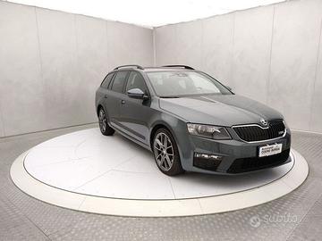 Škoda Octavia Wagon 2.0 tdi RS dsg E6 XDS+