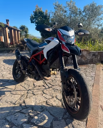 Ducati Hypermotard 821sp