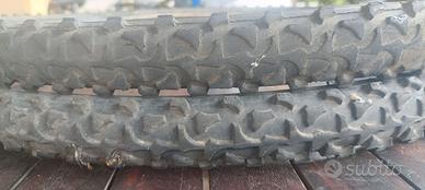 8 Copertoncini lotto 26" e 700x35C gravel city