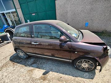 Lancia Y per ricambi 