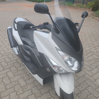 Tmax 500 del 2010 bianco