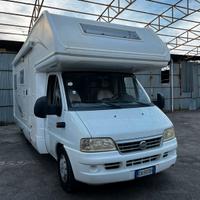 Camper mansardato Elnagh Joxy 12