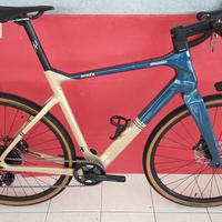Bianchi Arcadex Shimano Grx812 Gravel Carbonio