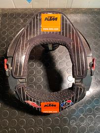 Neck Brace Leatt Carbonio