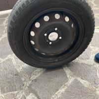 Treno gomme complete/ pneumatico e cerchione