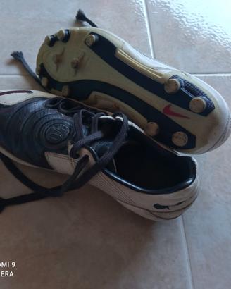 Scarpe da calcio originali Nike 