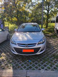 OPEL Astra 4ª serie - 2013