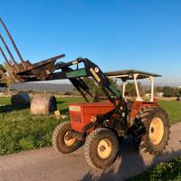 Trattore Fiat 500 con caricatore frontale