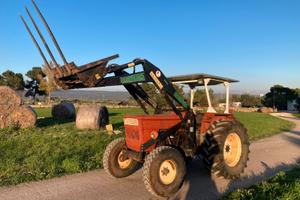 Trattore Fiat 500 con caricatore frontale