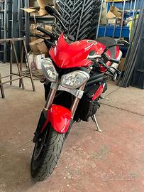 Triumph Speed Triple 1050