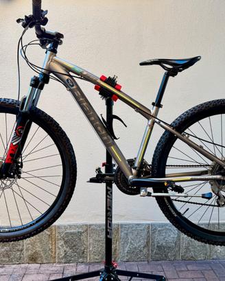 Bianchi Duel 27.5 MTB – Shimano Acera
