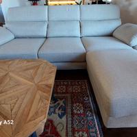 Divano quattro posti poltrone e sofa'