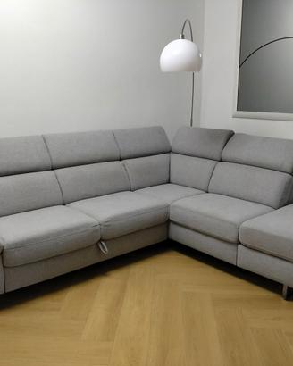 Divano angolare come nuovo