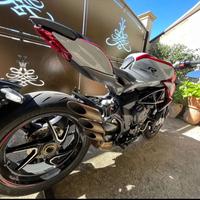 MV AGUSTA BRUTALE 800 RR SCS