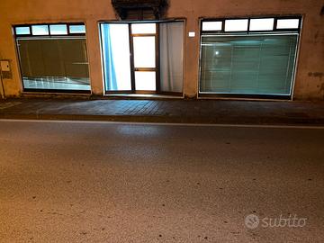 Negozio/ufficio- montecchio maggiore (vi)