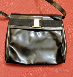 borsa in vernice Ferragamo 