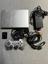 Playstation 2 slim Silver leggi descrizione