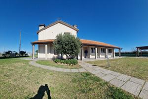Bella villa monofamiliare di mq.200 a Vaccolino