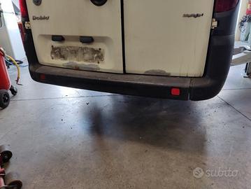 Paraurti posteriore FIAT DOBLO del 2007