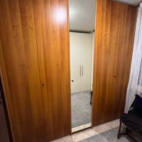 Armadio in legno