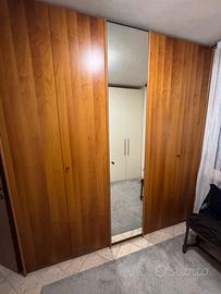 Armadio in legno
