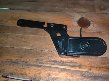 Staffa porta targa laterale Harley-Davidson 