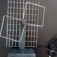 Antenna TV amplificata per interno