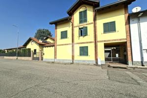 3 LOCALI A SEDRIANO