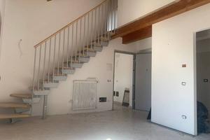 Appartamento di 106 m² con 4 locali e box auto a M